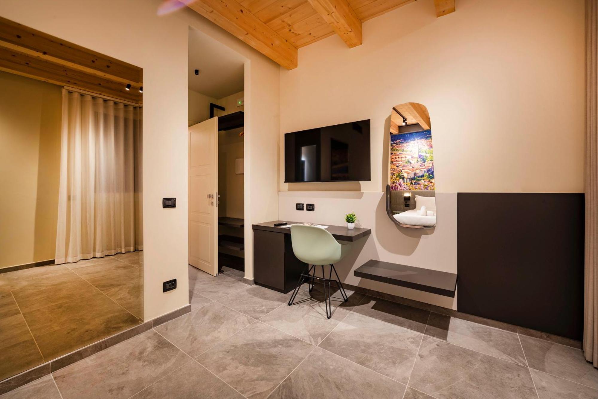 Italianflat - Verona'S River, Free Parking For Car & Bike, Nature, Relax Exterior foto